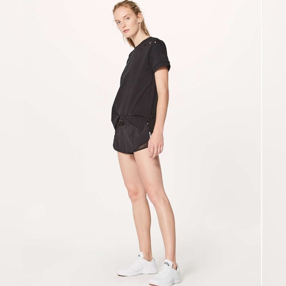 Lululemon Space Tee (Eyelet) - Black - Picture 3 of 5